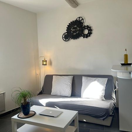 Cosy Studio Hyper Centre Avec Kitchenette & Climatisation Carpentras Ngoại thất bức ảnh