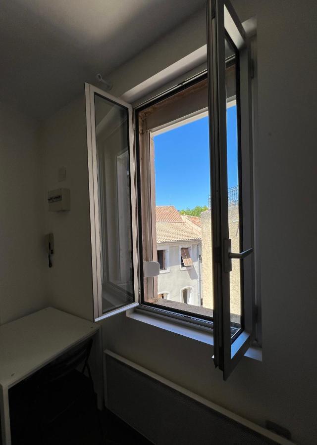Cosy Studio Hyper Centre Avec Kitchenette & Climatisation Carpentras Ngoại thất bức ảnh